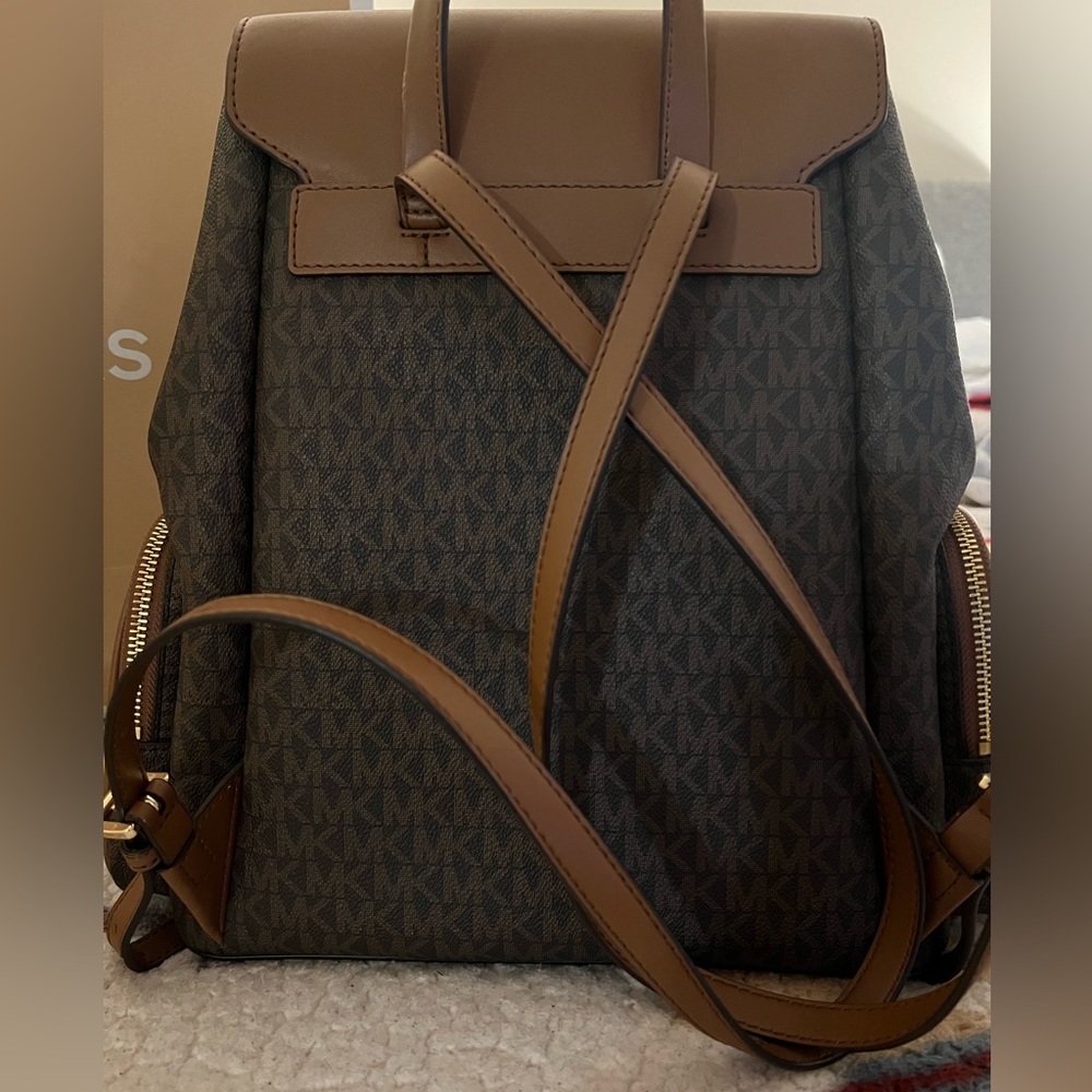 Michael Kors Jet Set Backpack - Picture 4 of 4